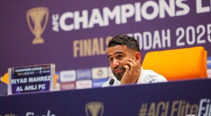 رياض محرز: جاهزون لمباراة كاواساكي ونحتاج لجماهيرنا غدًا