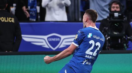 الهلال يعبر القادسية بثنائية