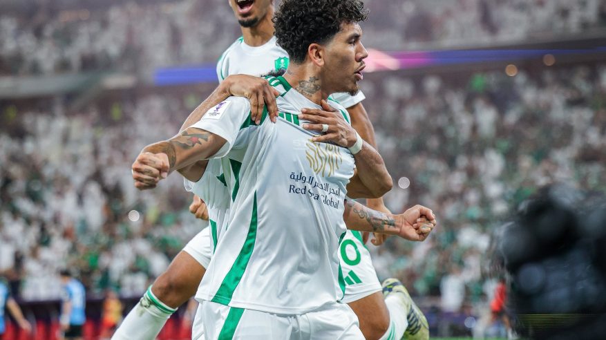 فيرمينو أفضل لاعب في دوري أبطال آسيا للنخبة