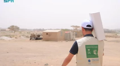 سلمان للإغاثة يوزع 3.220 كرتون تمر في مأرب