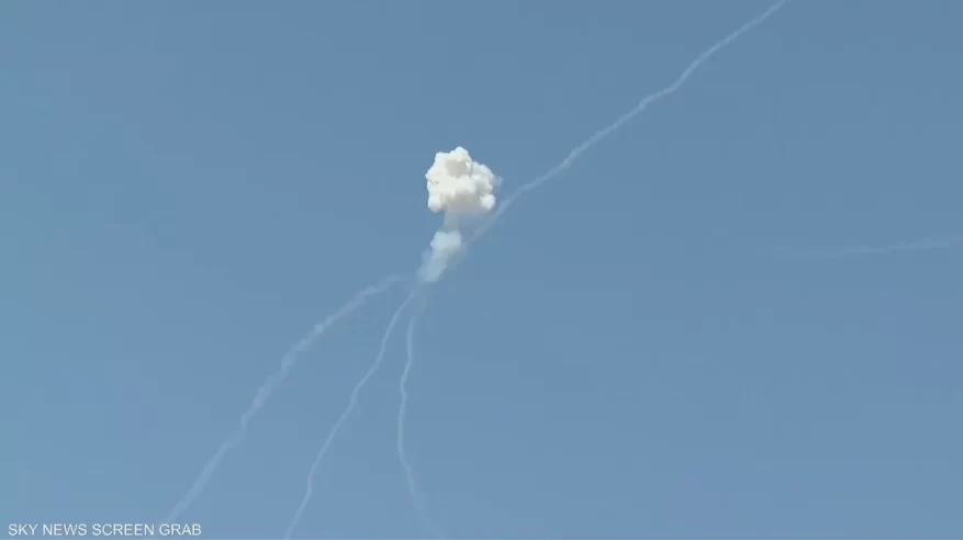 دفعة جديدة من الصواريخ الإيرانية على إسرائيل وسقوط ضحايا 