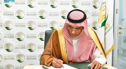 سلمان للإغاثة يوقع اتفاقية تعاون لإنشاء 4 محطات لتحلية المياه في قطاع غزة
