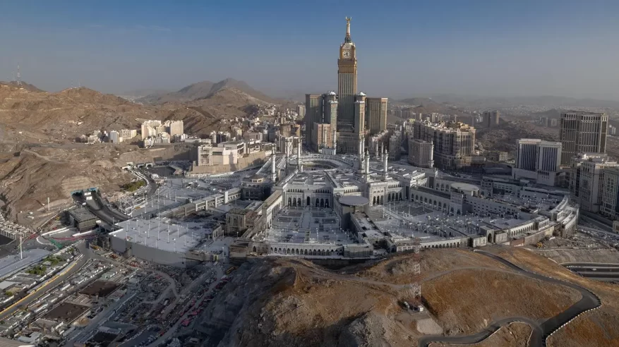 نجاح أول تجربة لنقل الأدوية عبر طائرات درونز في المشاعر