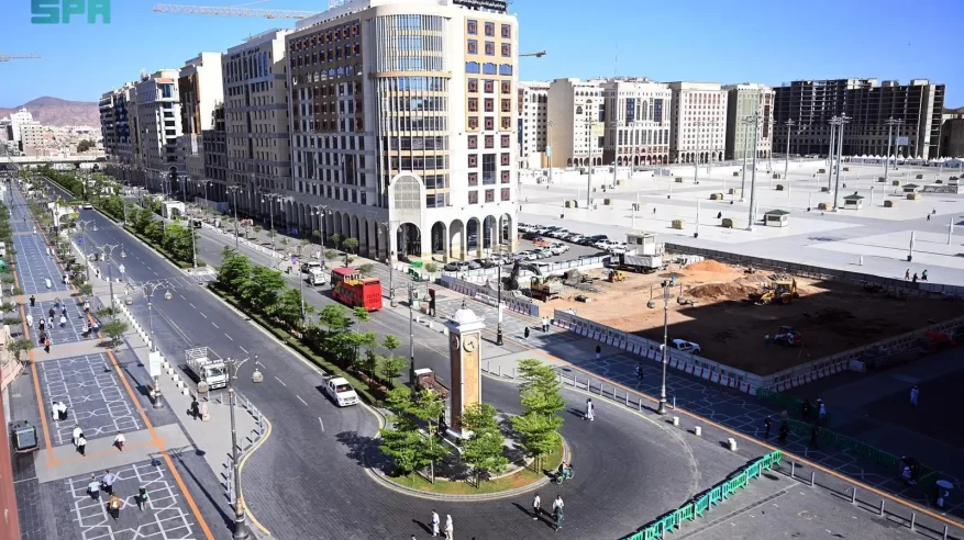 استكمال تهيئة 5 طرق محورية ومسارات آمنة لتعزيز الهوية البصرية في محيط المسجد النبوي