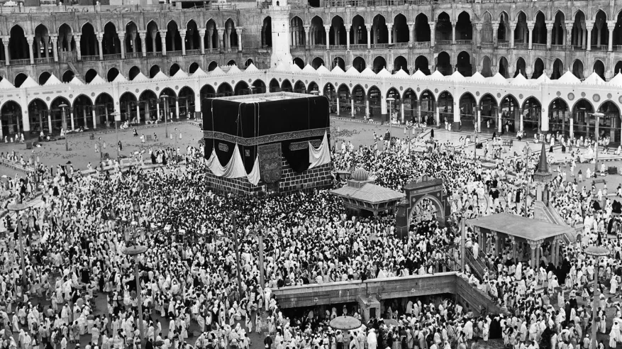 الحج بين الأمس واليوم.. قلوب تهفو وسُبل تتغير