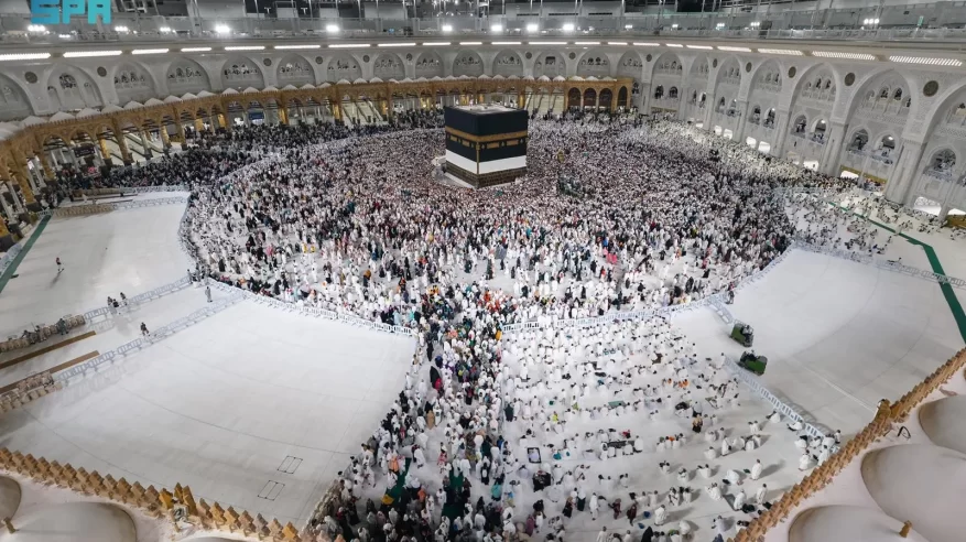 رفع كسوة الكعبة.. تقليد يسبق الاستعداد لموسم الحج فماذا تعرف عنه؟