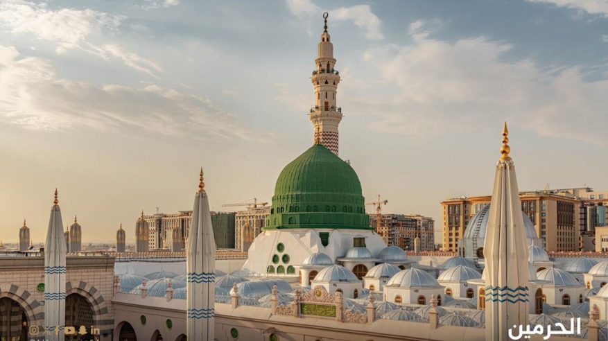 النقوش والخطوط على جدران المسجد النبوي تجسّد إرثًا فنيًا وحضاريًا