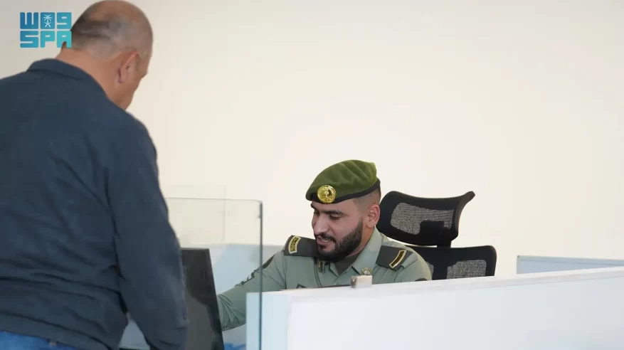 جوازات منفذ الحديثة تنهي إجراءات مغادرة ضيوف الرحمن بعد أدائهم مناسك الحج
