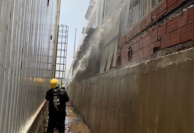 حريق في مستودع بحي الصفا بجدة ولا إصابات