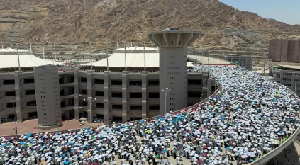 بتنظيم زمني دقيق.. حركة تفويج الحجاج نحو منشأة الجمرات تتواصل على مدار الساعة