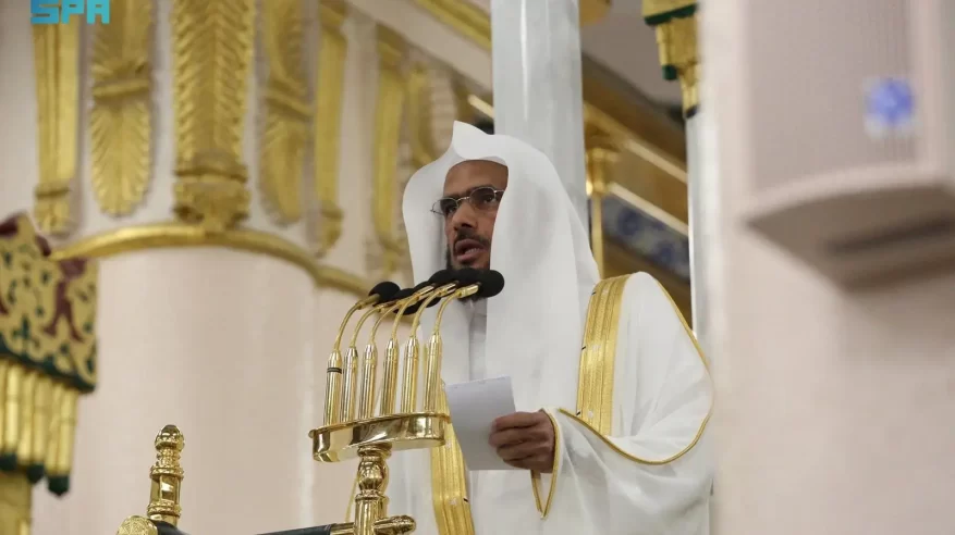 خطيب المسجد النبوي: الثبات على الطاعة حتى الممات من أعظم الفتوحات