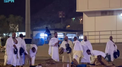 ضيوف الرحمن يستقرون في مشعر مزدلفة