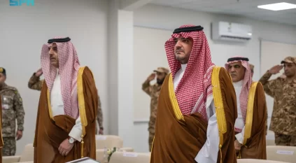 عبدالعزيز بن سعود يفتتح مقر القيادة العامة لمهام الحج والعمرة في مشعر مزدلفة