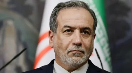 وزير الخارجية الإيراني: مستعدون للتفاوض على حل سلمي للبرنامج النووي بشرط