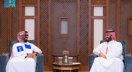 ولي العهد يستقبل طحنون بن زايد في قصر السلام 