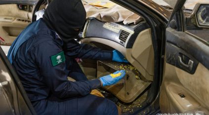 إحباط محاولة تهريب 310 آلاف حبة إمفيتامين مخبأة في مركبة بميناء جدة الإسلامي