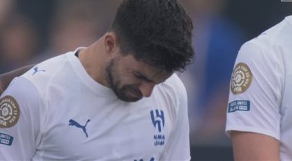 الهلال ضد فلومينينسي.. دموع نيفيز وكانسيلو تُظلل دقيقة الصمت تكريمًا لدييغو جوتا