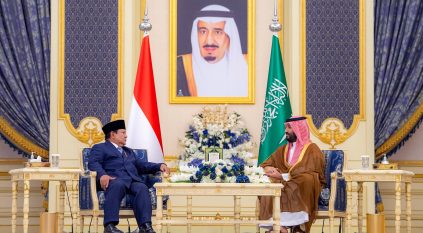 ولي العهد يعقد جلسة مباحثات رسمية مع الرئيس الإندونيسي