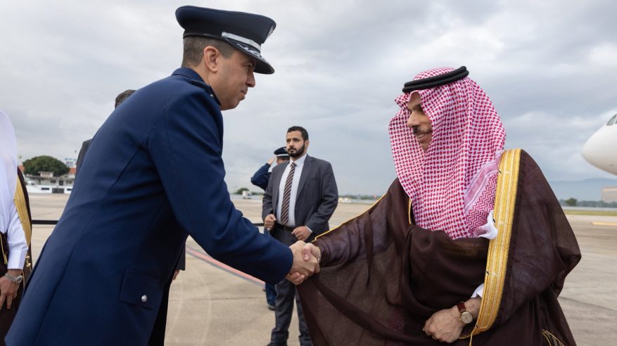 نيابةً عن ولي العهد.. فيصل بن فرحان يصل البرازيل للمشاركة في اجتماع قمة بريكس