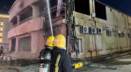 مدني حفر الباطن يخمد حريقًا في واجهة مبنى ولا إصابات