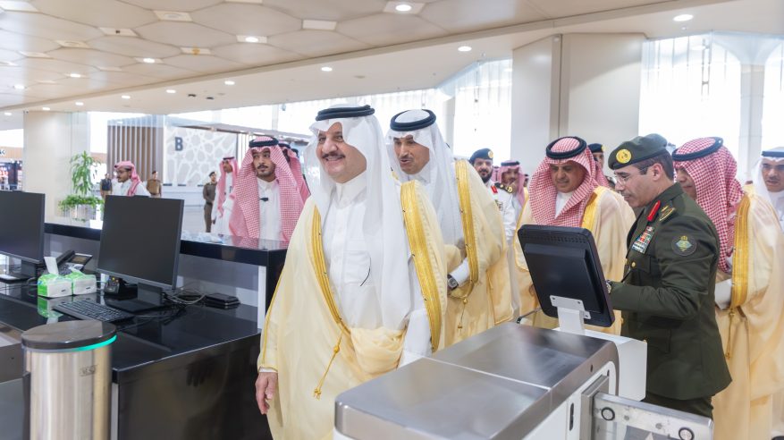 سعود بن نايف يدشن المخطط العام لمطار الملك فهد الدولي ويفتتح حزمة مشاريع تطويرية بـ 1.6 مليار ريال