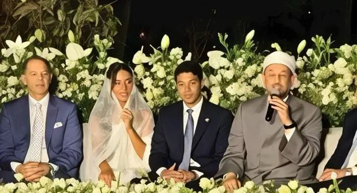 عادل إمام يغيب عن حفل زفاف حفيده