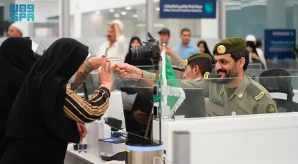 الداخلية تنهي كافة عمليات إجراءات مغادرة الحجاج الإيرانيين عبر منفذ جديدة عرعر