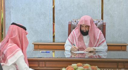 الشيخ السند يتفقد فرع الرئاسة في مكة المكرمة ويستقبل المواطنين