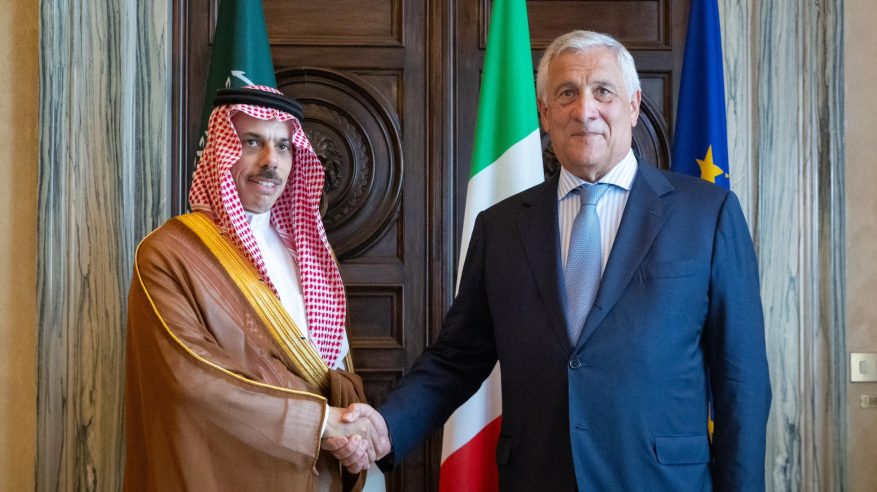 بيان سعودي إيطالي.. رفض تهجير الفلسطينيين ودعوة لوقف فوري للحرب في غزة