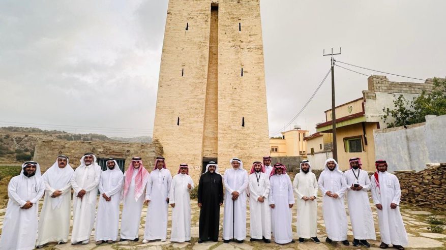 ‏مركز عبد الله بن إدريس الثقافي ينظم ندوة تعزيز هويتنا من القرية للعالم