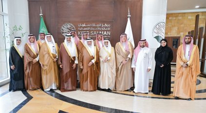 سلطان بن سلمان: السعودية تسير بخطى راسخة تتمحور حول الإنسان والإنسانية