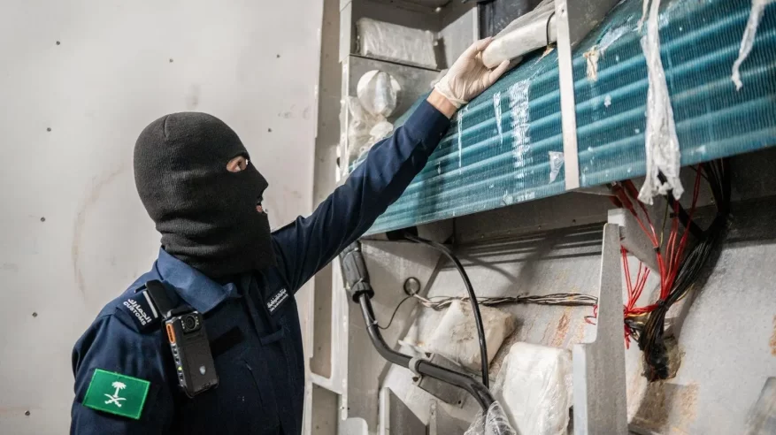 إحباط محاولة تهريب 29 كيلو كوكايين مخبأة في إرسالية لحوم بميناء جدة