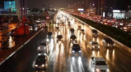 لقطات لأمطار جدة ونجران الليلية