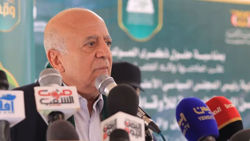 الحوثيون يقرون بمقتل رئيس حكومتهم ووزراء في غارة إسرائيلية