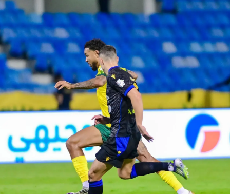 التعاون يتغلّب على الخليج بهدف في دوري روشن