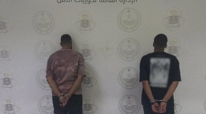 القبض على مقيم ومخالف لسرقتهما أجزاء من مركبتين متوقفتين بالرياض