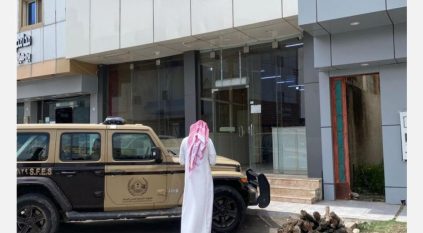 ضبط مواطن لاستخدامه حطبًا محليًا في أنشطة تجارية بعسير