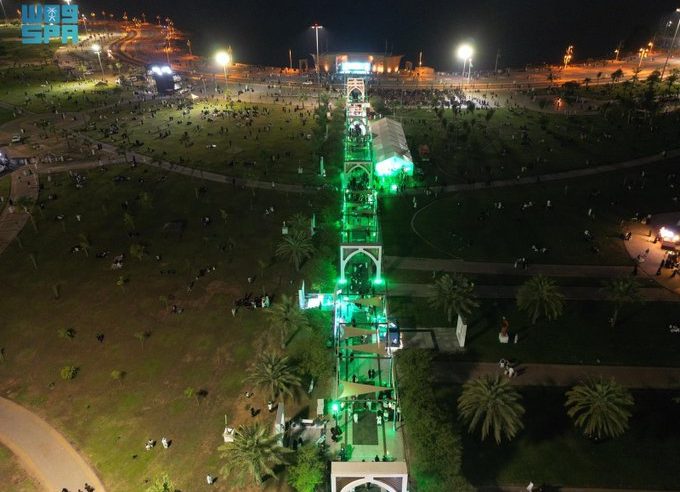 أهالي جازان يرسمون أفراحهم ابتهاجًا بيوم الوطن