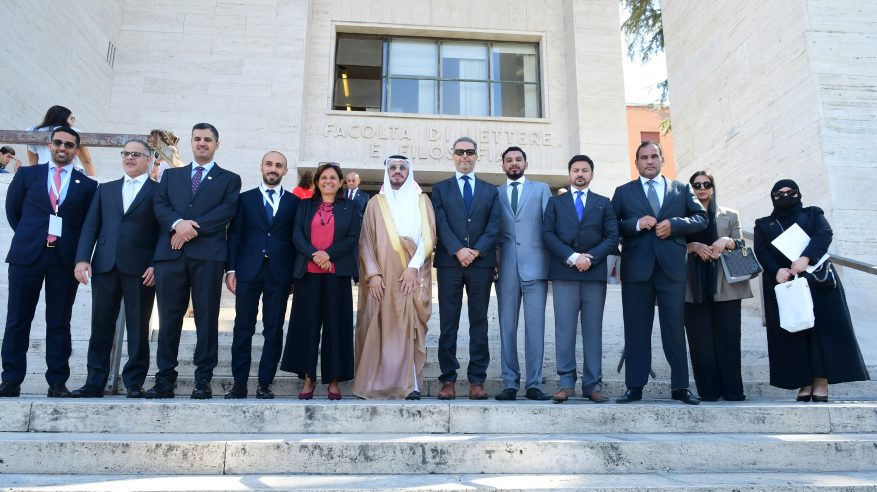 مجمع الملك سلمان العالمي ينظم شهر اللغة العربية في إيطاليا