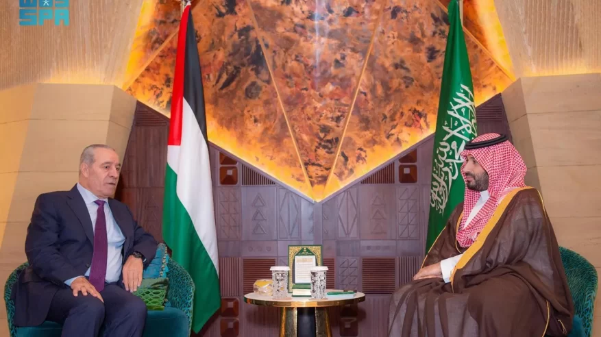 ولي العهد يستقبل نائب رئيس فلسطين