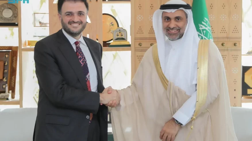 الجلاجل يبحث مع وزير الاتصالات السوري التعاون في مجال الصحة الرقمية