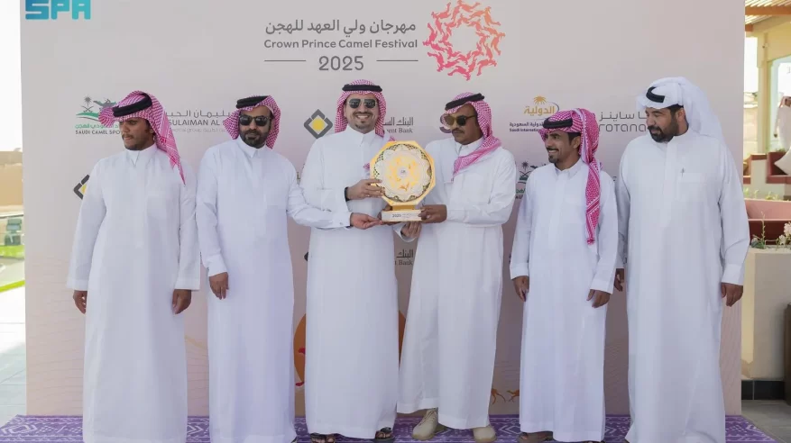 “عجيب” تخطف كأس مهرجان ولي العهد للهجن بالطائف