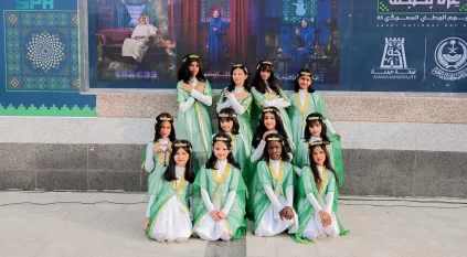 مظاهر البهجة ترتسم على وجوه الأطفال باحتفالات اليوم الوطني في الباحة