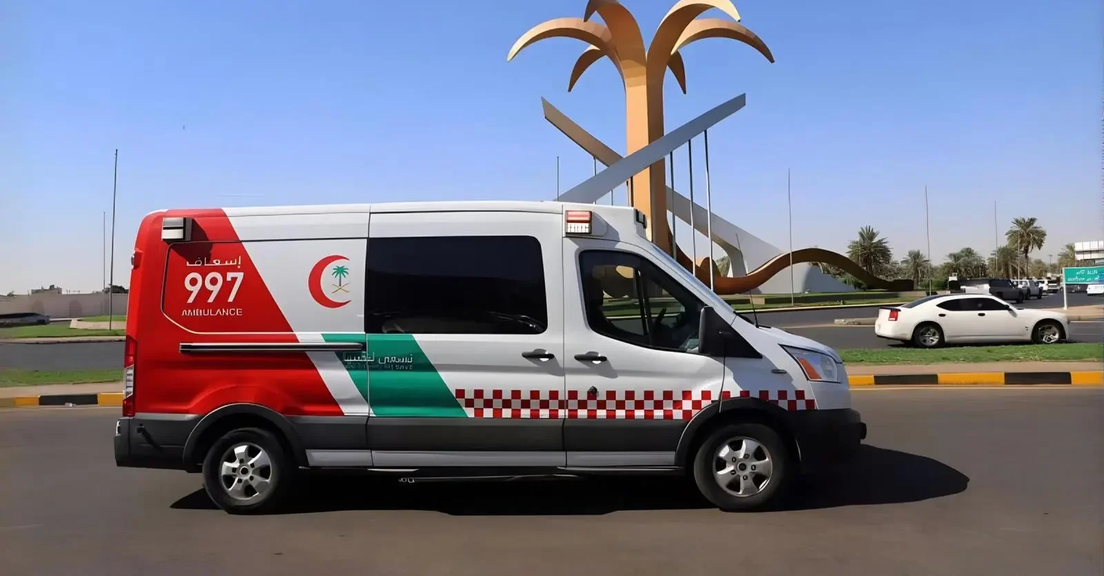Red Crescent receives 257 new ambulances equipped with latest medical technologies