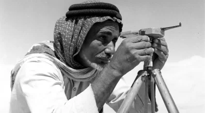 خميس بن رمثان.. ذاكرة الصحراء وبوصلة النفط