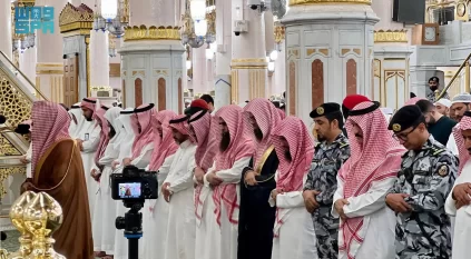 لقطات من صلاة الخسوف بالمسجد النبوي اليوم