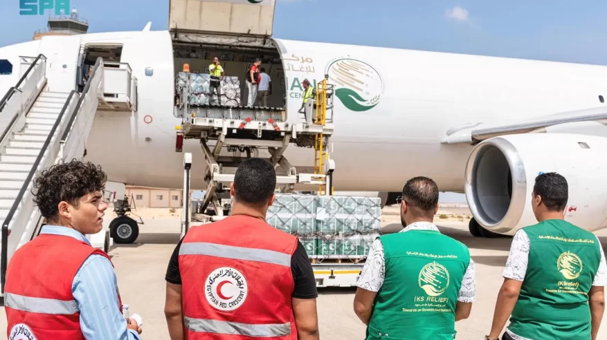 وصول الطائرة الإغاثية السعودية الـ65 لإغاثة الشعب الفلسطيني في قطاع غزة