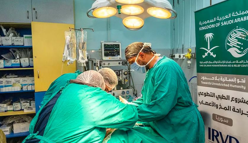 فريق طبي سعودي يجري 116 عملية جراحية دقيقة في دمشق