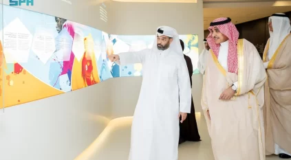 سلمان الدوسري يبحث في قطر سبل تعزيز التعاون الإعلامي وتبادل الخبرات