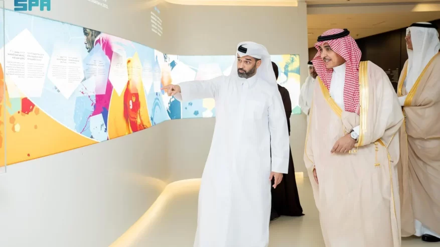 سلمان الدوسري يبحث في قطر سبل تعزيز التعاون الإعلامي وتبادل الخبرات